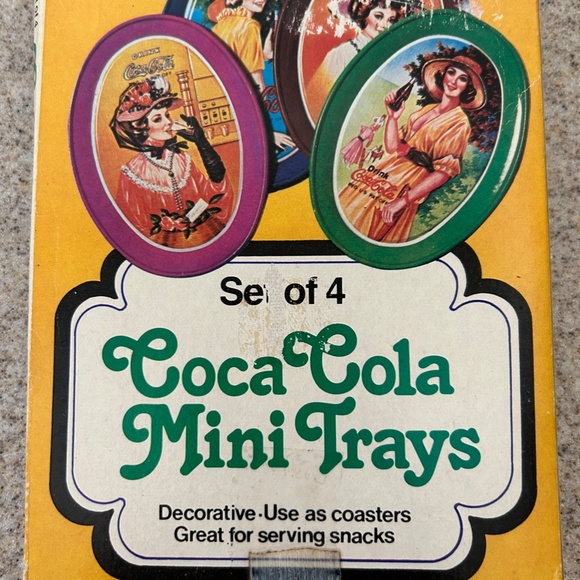 Vintage Mini Coca Cola Metal Tray Set - 4 - Picture 3 of 12
